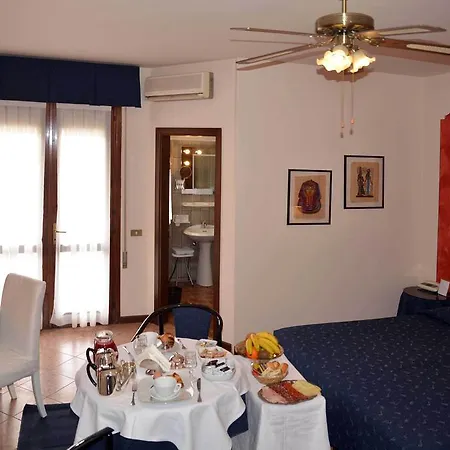 Hotel Nigahotel 3*