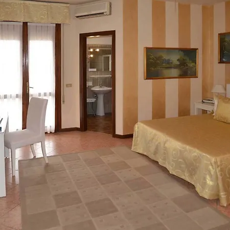 Hotel Nigahotel 3*