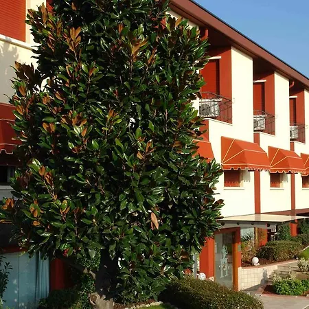 Nigahotel Azzano Mella
