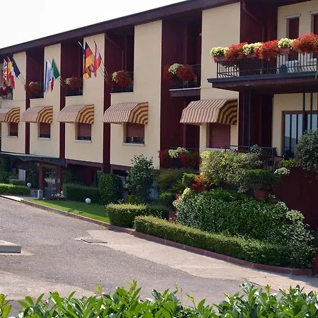 Nigahotel 3* Azzano Mella